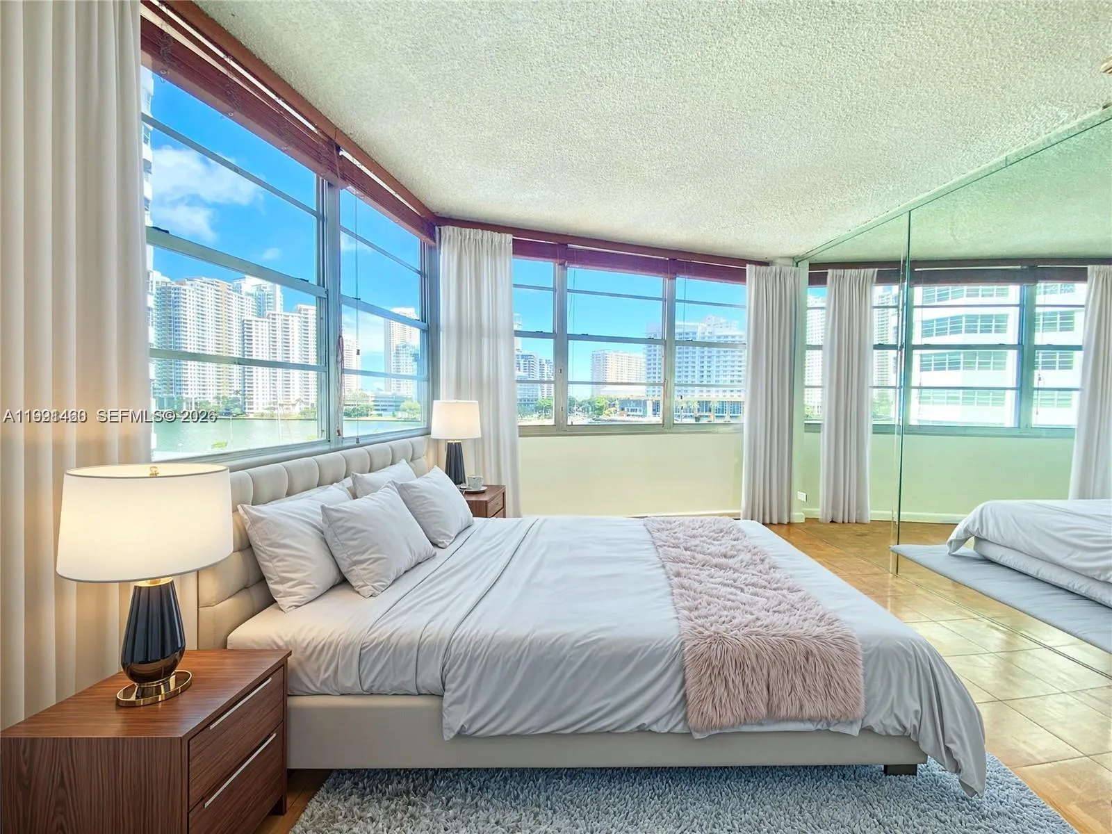Staged 2nd bedroom