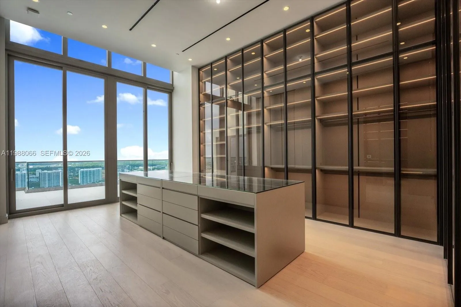 17901 Collins Ave Ph-01, Sunny Isles Beach, Florid, Sunny Isles Beach, Florida 33160, 6 Bedrooms Bedrooms, ,6 BathroomsBathrooms,Residential,For Sale,17901 Collins Ave Ph-01, Sunny Isles Beach, Florid,A11988066