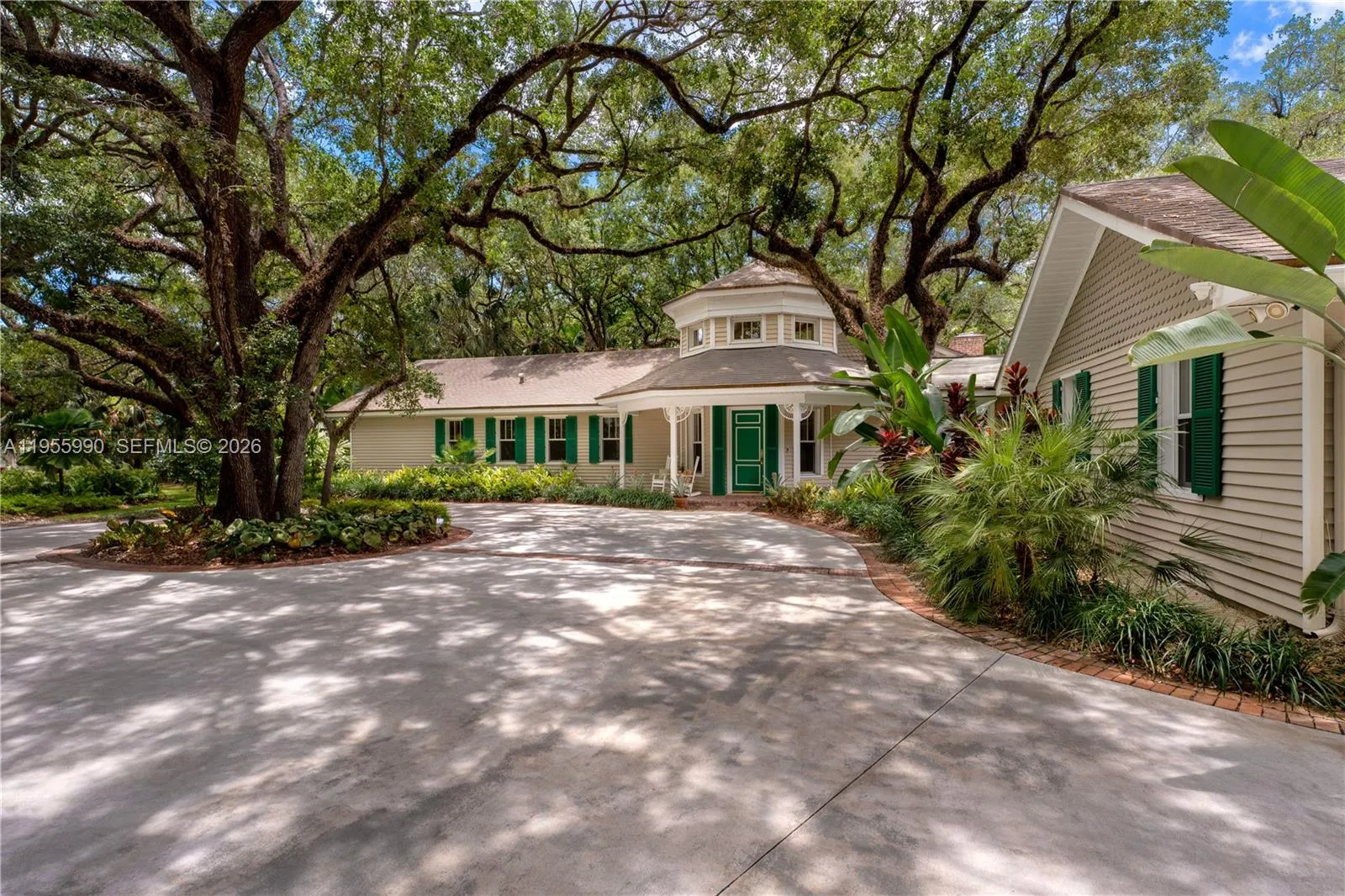 7400 Sw 47th Ct, Miami, Florida 33143, Miami, Florida 33143, 5 Bedrooms Bedrooms, ,4 BathroomsBathrooms,Residential Lease,For Rent,7400 Sw 47th Ct, Miami, Florida 33143,A11955990 7400 Sw 47th Ct, Miami, Florida 33143, Miami, Florida 33143, 5 Bedrooms Bedrooms, ,4 BathroomsBathrooms,Residential Lease,For Rent,7400 Sw 47th Ct, Miami, Florida 33143,A11955990
