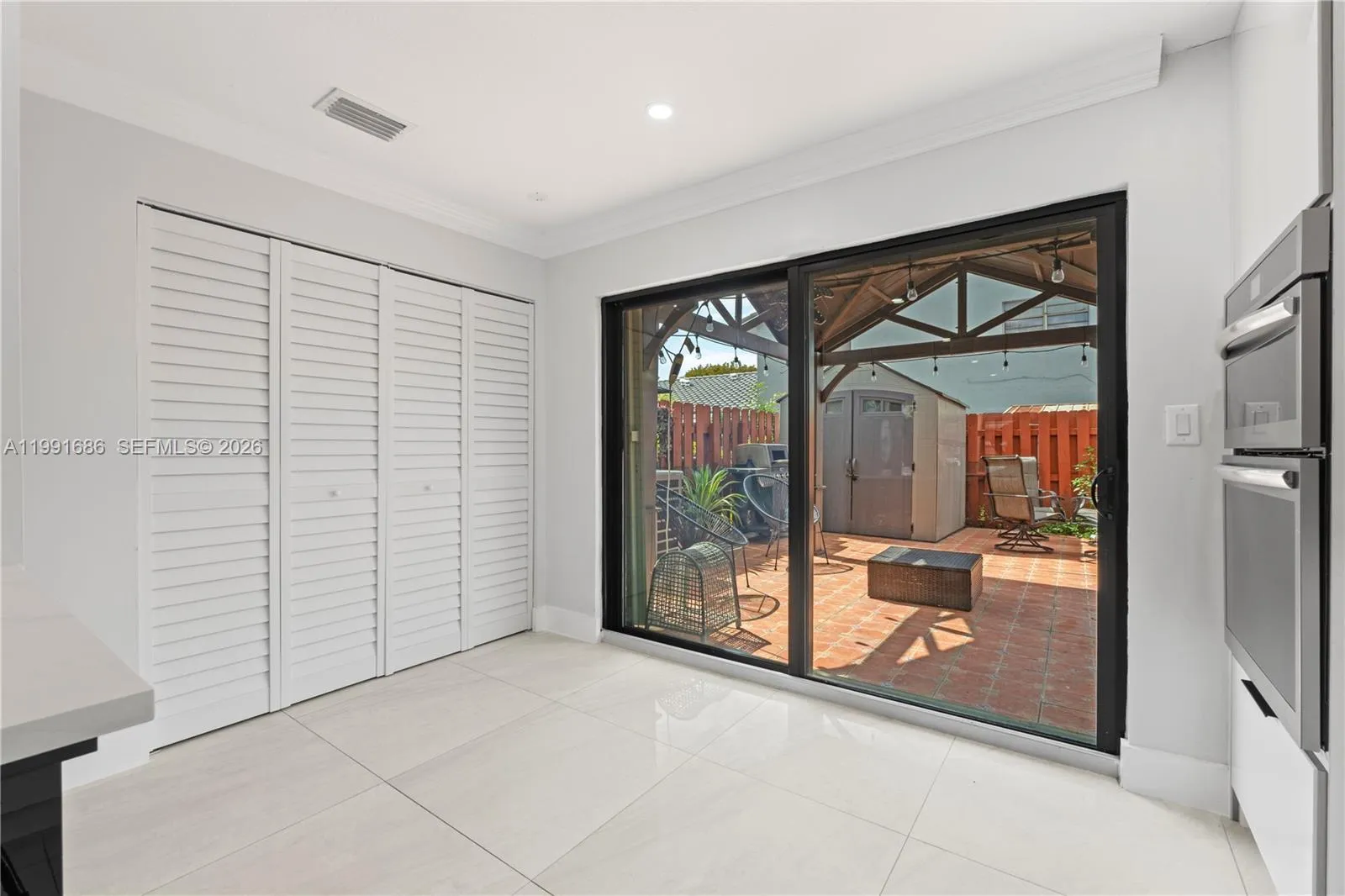 10908 Nw 7th St 403, Miami, Florida 33172, Miami, Florida 33172, 2 Bedrooms Bedrooms, ,2 BathroomsBathrooms,Residential,For Sale,10908 Nw 7th St 403, Miami, Florida 33172,A11991686