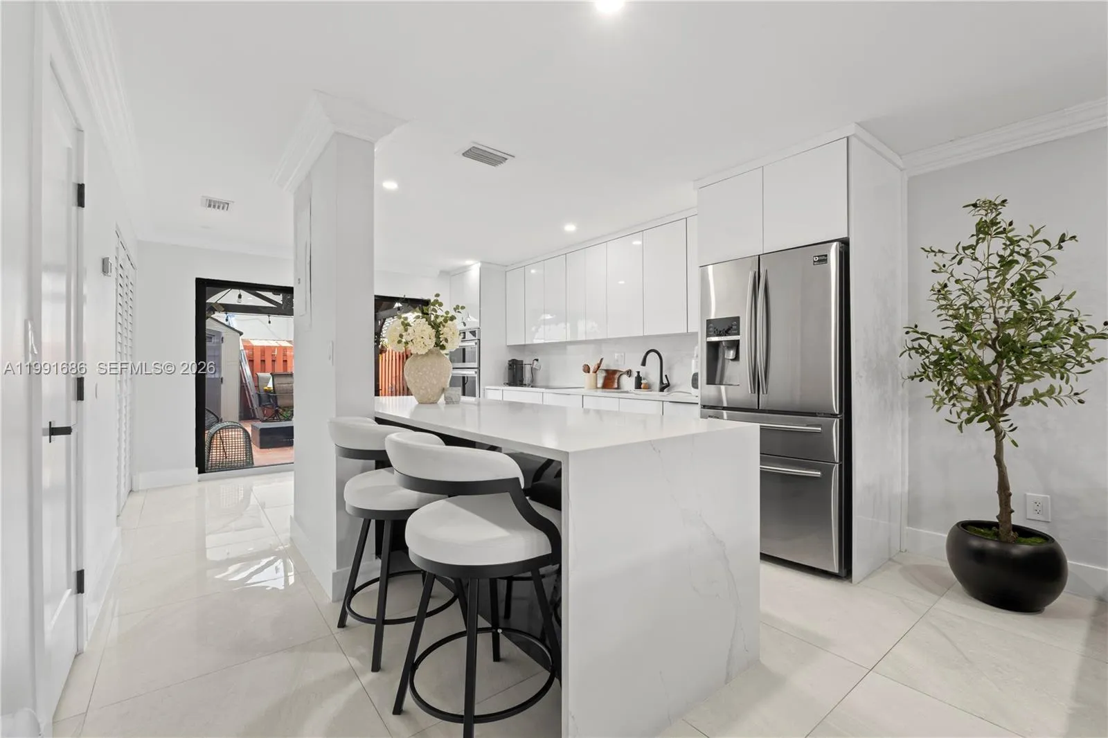 10908 Nw 7th St 403, Miami, Florida 33172, Miami, Florida 33172, 2 Bedrooms Bedrooms, ,2 BathroomsBathrooms,Residential,For Sale,10908 Nw 7th St 403, Miami, Florida 33172,A11991686