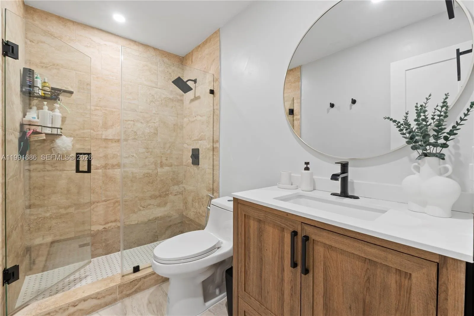 10908 Nw 7th St 403, Miami, Florida 33172, Miami, Florida 33172, 2 Bedrooms Bedrooms, ,2 BathroomsBathrooms,Residential,For Sale,10908 Nw 7th St 403, Miami, Florida 33172,A11991686