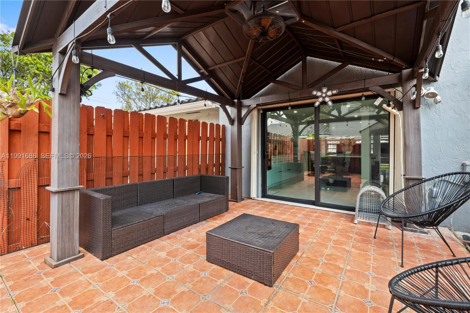 10908 Nw 7th St 403, Miami, Florida 33172, Miami, Florida 33172, 2 Bedrooms Bedrooms, ,2 BathroomsBathrooms,Residential,For Sale,10908 Nw 7th St 403, Miami, Florida 33172,A11991686