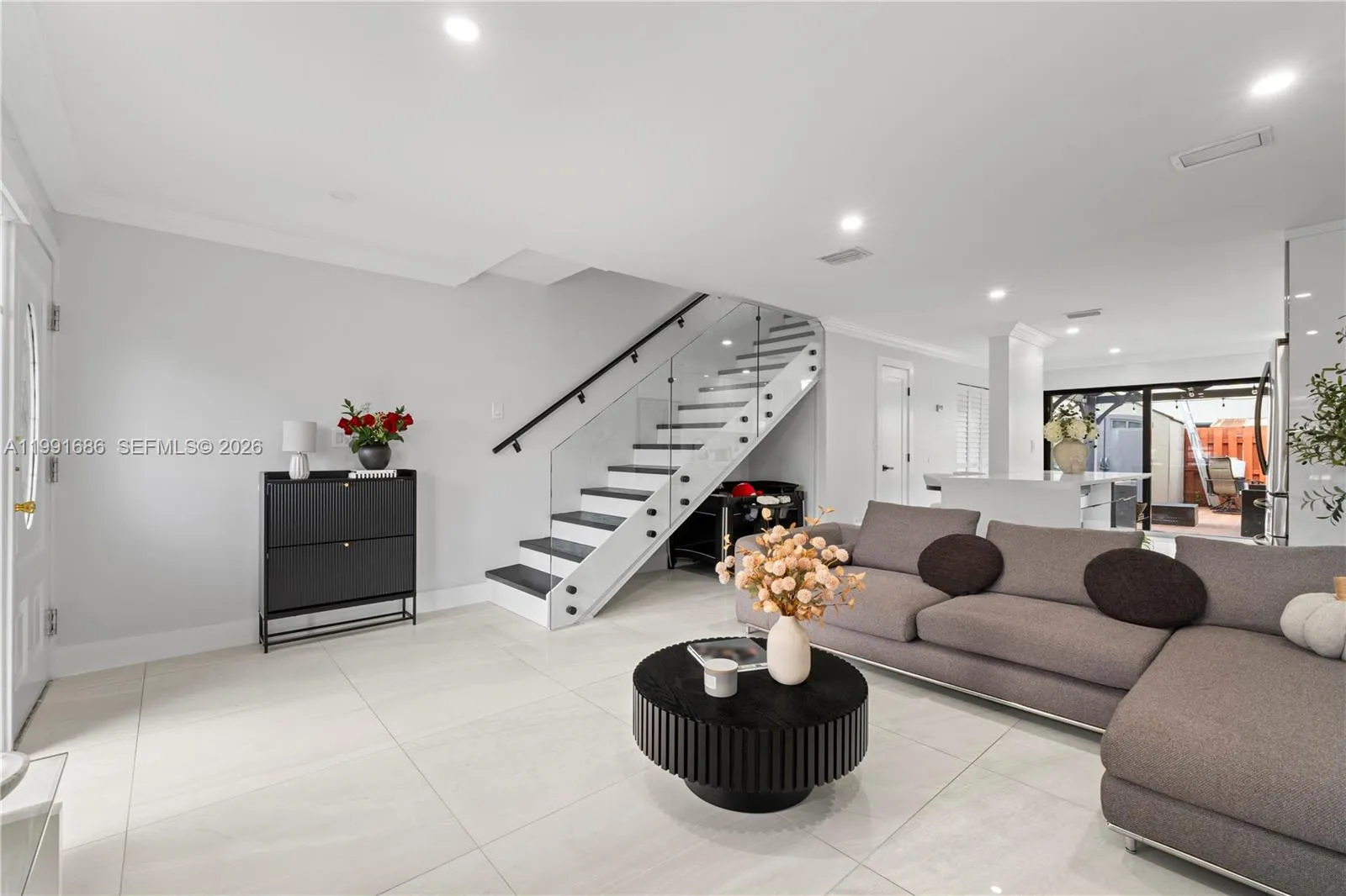 10908 Nw 7th St 403, Miami, Florida 33172, Miami, Florida 33172, 2 Bedrooms Bedrooms, ,2 BathroomsBathrooms,Residential,For Sale,10908 Nw 7th St 403, Miami, Florida 33172,A11991686