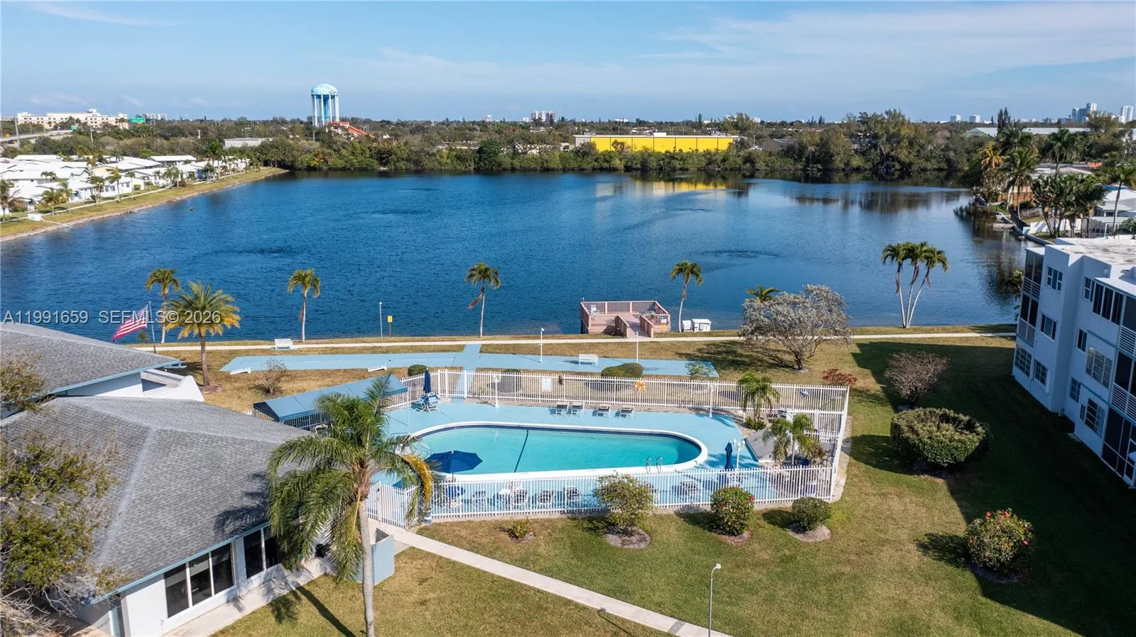 2300 Park Ln 203, Hollywood, Florida 33021, Hollywood, Florida 33021, 1 Bedroom Bedrooms, ,1 BathroomBathrooms,Residential,For Sale,2300 Park Ln 203, Hollywood, Florida 33021,A11991659