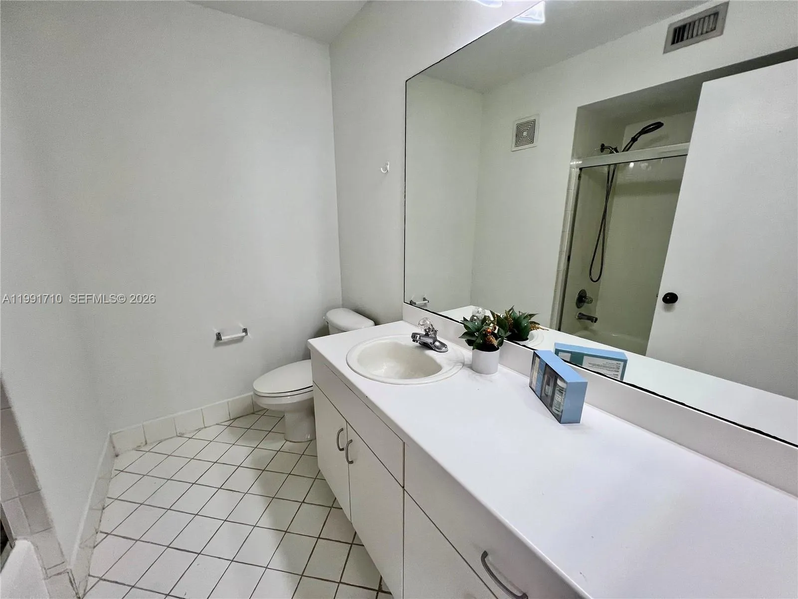 3665 San Simeon Cir 3665, Weston, Florida 33331, Weston, Florida 33331, 3 Bedrooms Bedrooms, ,2 BathroomsBathrooms,Residential Lease,For Rent,3665 San Simeon Cir 3665, Weston, Florida 33331,A11991710
