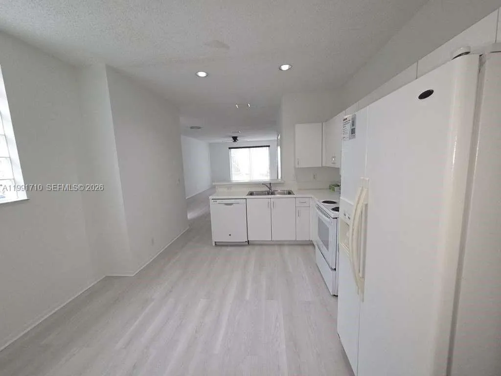 3665 San Simeon Cir 3665, Weston, Florida 33331, Weston, Florida 33331, 3 Bedrooms Bedrooms, ,2 BathroomsBathrooms,Residential Lease,For Rent,3665 San Simeon Cir 3665, Weston, Florida 33331,A11991710