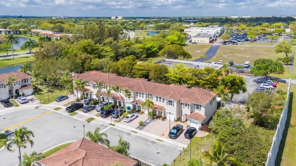 102 Riverwalk Cir, Sunrise, Florida 33326, Sunrise, Florida 33326, 2 Bedrooms Bedrooms, ,2 BathroomsBathrooms,Residential,For Sale,102 Riverwalk Cir, Sunrise, Florida 33326,A11989808