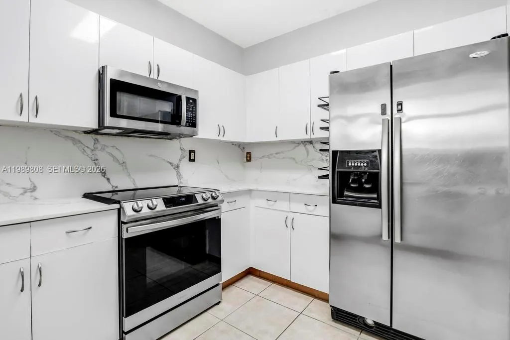 102 Riverwalk Cir, Sunrise, Florida 33326, Sunrise, Florida 33326, 2 Bedrooms Bedrooms, ,2 BathroomsBathrooms,Residential,For Sale,102 Riverwalk Cir, Sunrise, Florida 33326,A11989808