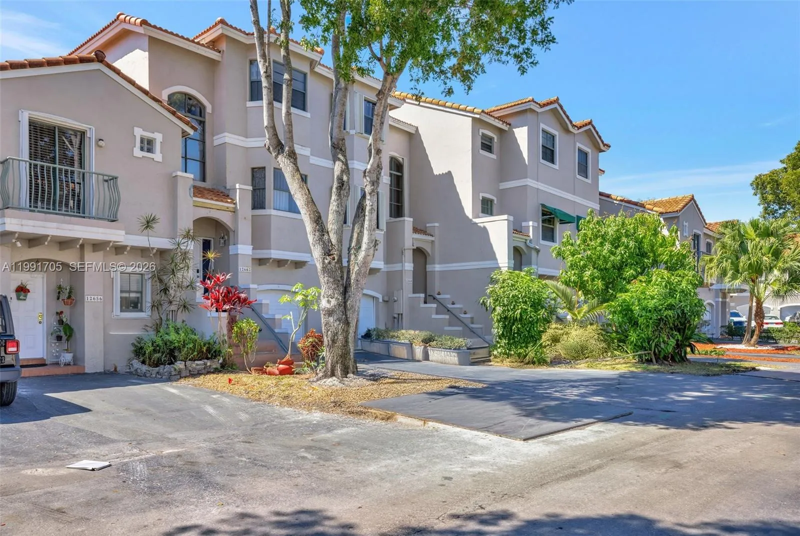 12662 Nw 14th St, Sunrise, Florida 33323, Sunrise, Florida 33323, 4 Bedrooms Bedrooms, ,2 BathroomsBathrooms,Residential,For Sale,12662 Nw 14th St, Sunrise, Florida 33323,A11991705