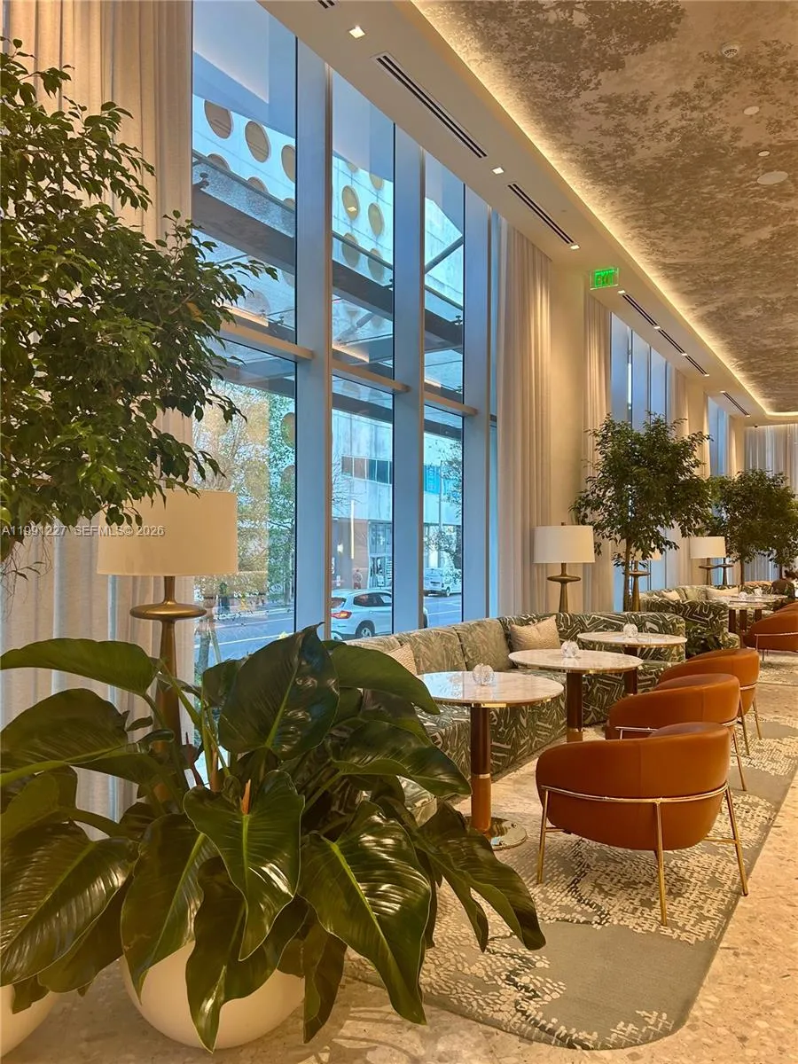 77 Se 5th 3614, Miami, Florida 33131, Miami, Florida 33131, 1 Bedroom Bedrooms, ,1 BathroomBathrooms,Residential,For Sale,77 Se 5th 3614, Miami, Florida 33131,A11991227