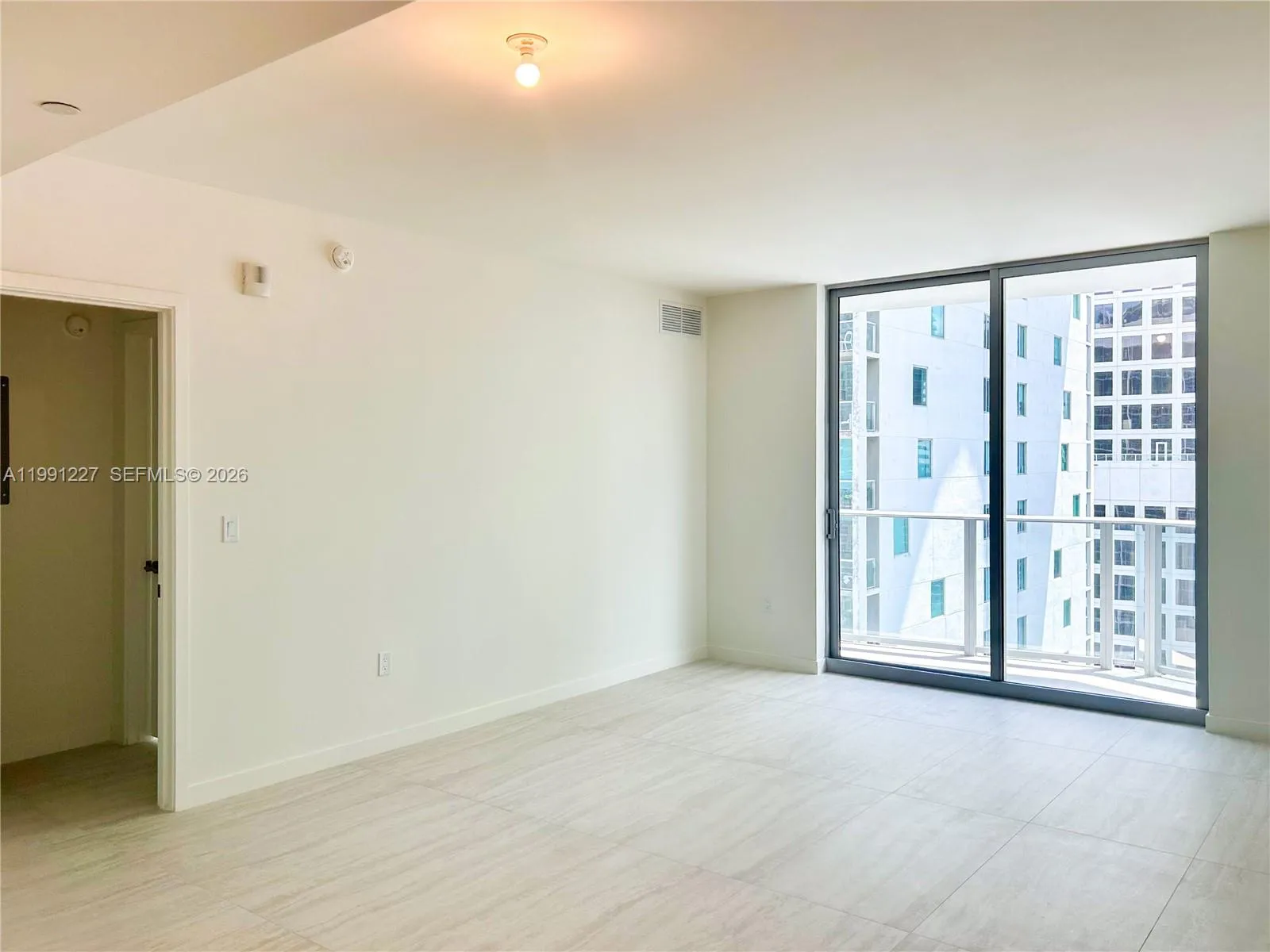 77 Se 5th 3614, Miami, Florida 33131, Miami, Florida 33131, 1 Bedroom Bedrooms, ,1 BathroomBathrooms,Residential,For Sale,77 Se 5th 3614, Miami, Florida 33131,A11991227