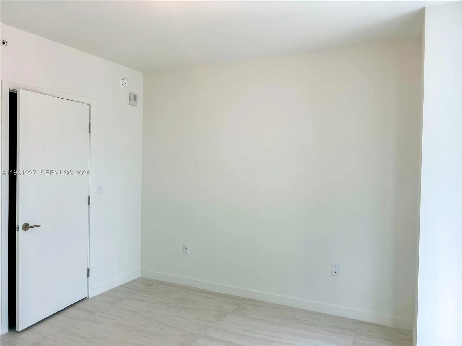 77 Se 5th 3614, Miami, Florida 33131, Miami, Florida 33131, 1 Bedroom Bedrooms, ,1 BathroomBathrooms,Residential,For Sale,77 Se 5th 3614, Miami, Florida 33131,A11991227