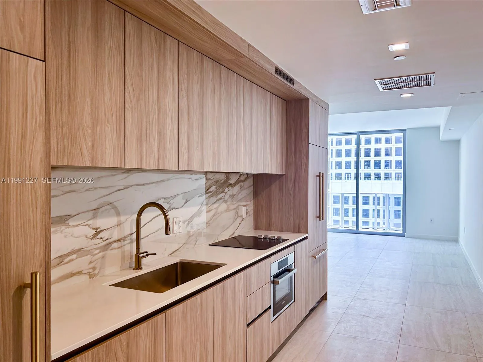 77 Se 5th 3614, Miami, Florida 33131, Miami, Florida 33131, 1 Bedroom Bedrooms, ,1 BathroomBathrooms,Residential,For Sale,77 Se 5th 3614, Miami, Florida 33131,A11991227
