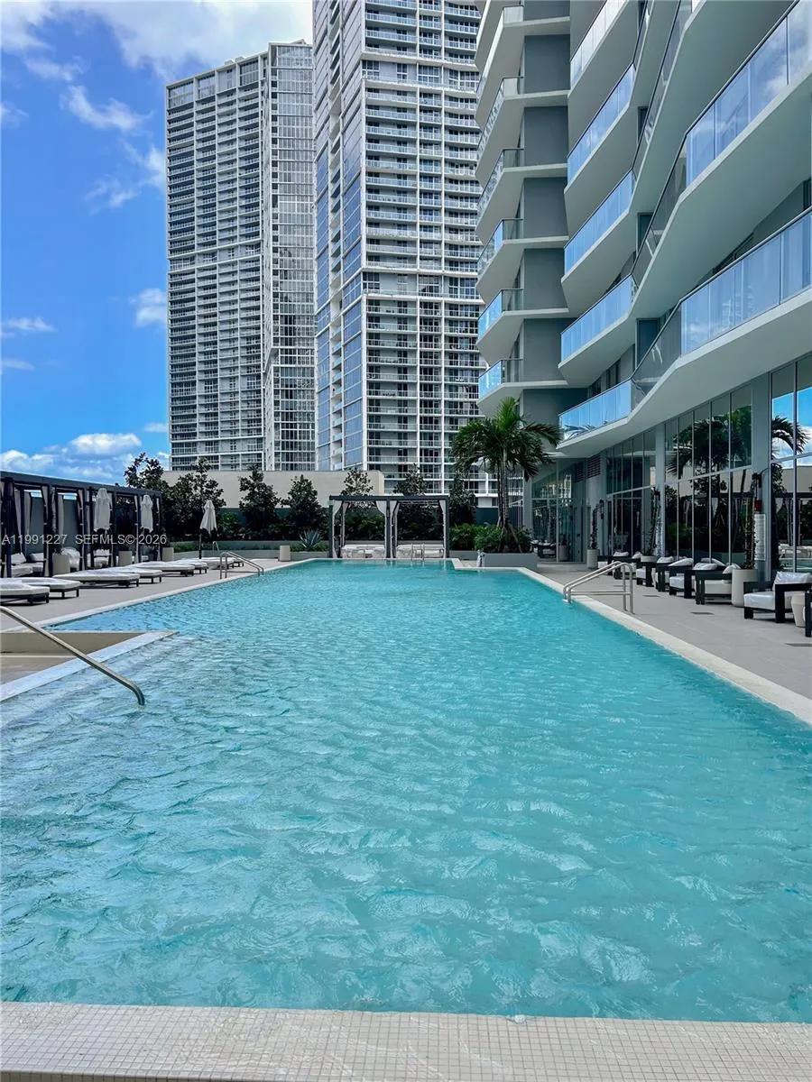 77 Se 5th 3614, Miami, Florida 33131, Miami, Florida 33131, 1 Bedroom Bedrooms, ,1 BathroomBathrooms,Residential,For Sale,77 Se 5th 3614, Miami, Florida 33131,A11991227