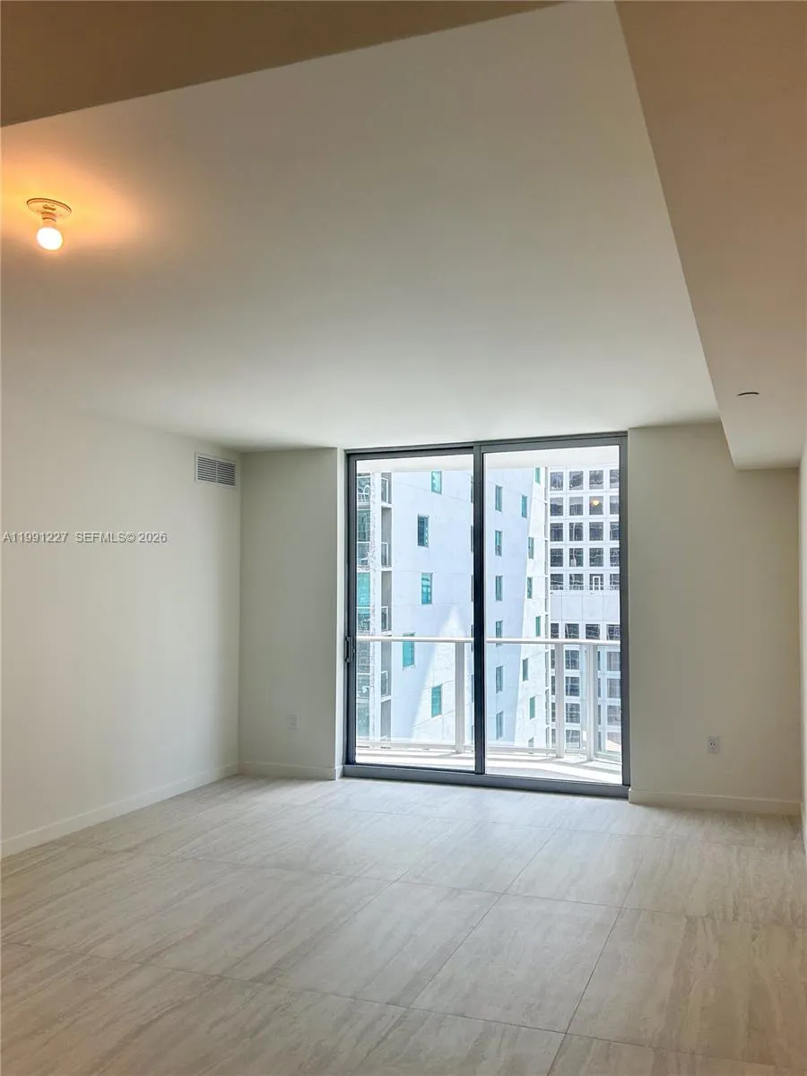 77 Se 5th 3614, Miami, Florida 33131, Miami, Florida 33131, 1 Bedroom Bedrooms, ,1 BathroomBathrooms,Residential,For Sale,77 Se 5th 3614, Miami, Florida 33131,A11991227