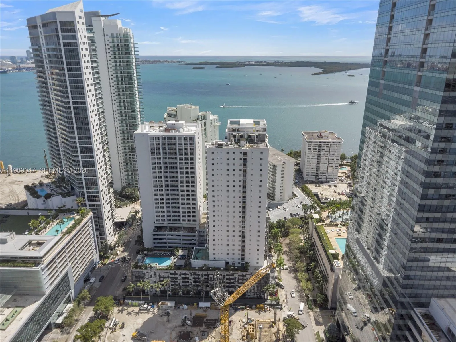 185 Se 14th Ter 1611, Miami, Florida 33131, Miami, Florida 33131, 1 Bedroom Bedrooms, ,1 BathroomBathrooms,Residential Lease,For Rent,185 Se 14th Ter 1611, Miami, Florida 33131,A11989047