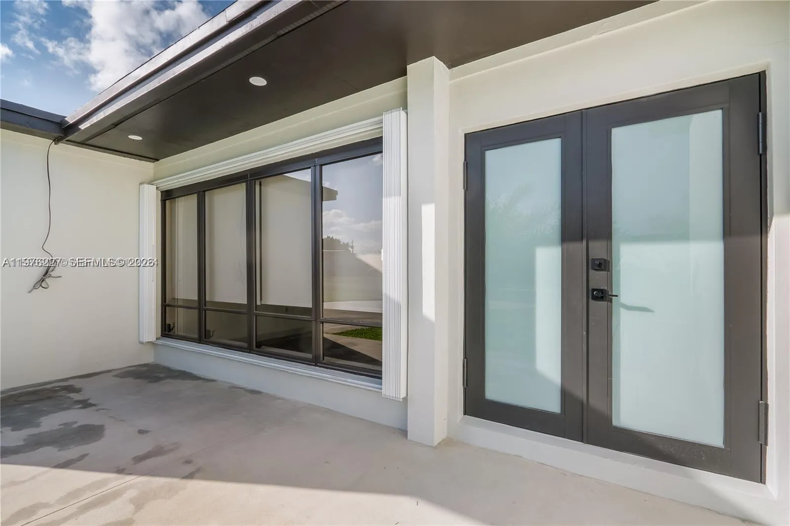 8421 Sw 27th Ter, Miami, Florida 33155, Miami, Florida 33155, 3 Bedrooms Bedrooms, ,2 BathroomsBathrooms,Residential Lease,For Rent,8421 Sw 27th Ter, Miami, Florida 33155,A11976227