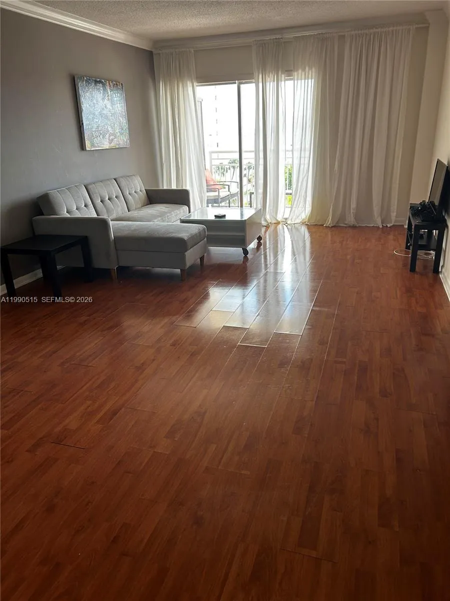 400 Kings Point Dr 604, Sunny Isles Beach, Florida, Sunny Isles Beach, Florida 33160, 1 Bedroom Bedrooms, ,1 BathroomBathrooms,Residential,For Sale,400 Kings Point Dr 604, Sunny Isles Beach, Florida,A11990515