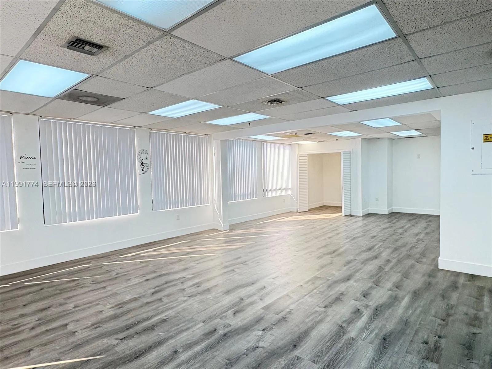 2100 W 76th St 210, Hialeah, Florida 33016, Hialeah, Florida 33016, ,Commercial Sale,For Sale,2100 W 76th St 210, Hialeah, Florida 33016,A11991774