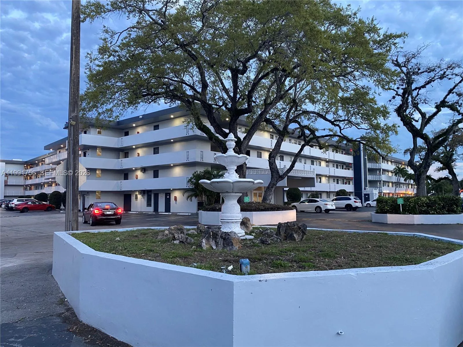 443 Ne 195th St 436, Miami, Florida 33179, Miami, Florida 33179, 1 Bedroom Bedrooms, ,1 BathroomBathrooms,Residential Lease,For Rent,443 Ne 195th St 436, Miami, Florida 33179,A11991756