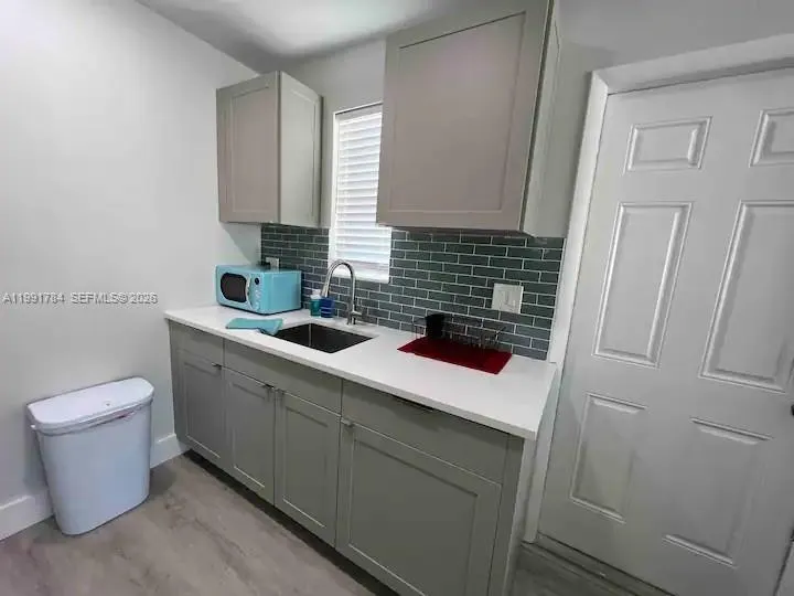1925 Dewey St, Hollywood, Florida 33020, Hollywood, Florida 33020, ,Residential Income,For Sale,1925 Dewey St, Hollywood, Florida 33020,A11991784