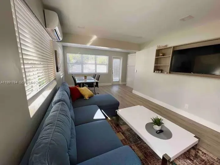 1925 Dewey St, Hollywood, Florida 33020, Hollywood, Florida 33020, ,Residential Income,For Sale,1925 Dewey St, Hollywood, Florida 33020,A11991784