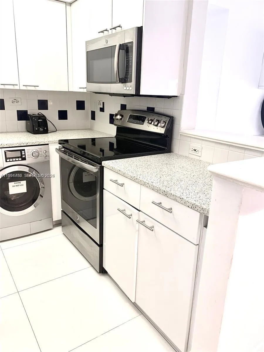 1500 Bay Rd 1066s, Miami Beach, Florida 33139, Miami Beach, Florida 33139, 1 Bedroom Bedrooms, ,1 BathroomBathrooms,Residential Lease,For Rent,1500 Bay Rd 1066s, Miami Beach, Florida 33139,A11991786