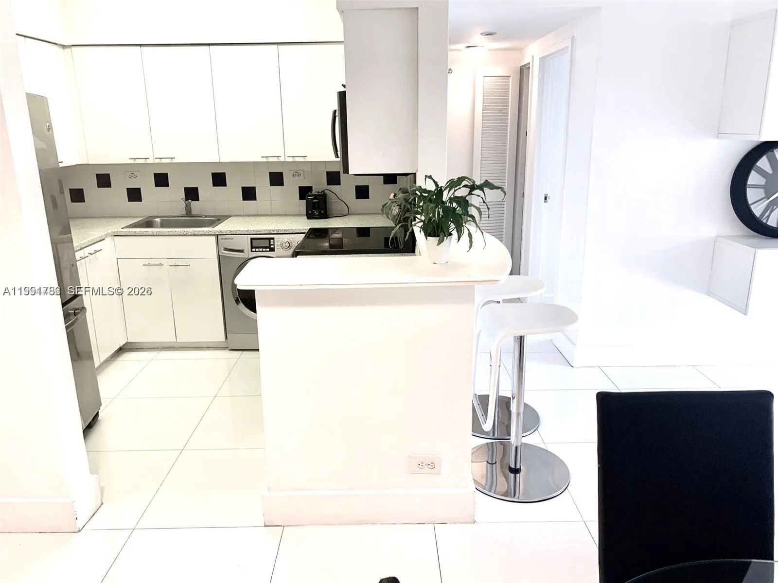 1500 Bay Rd 1066s, Miami Beach, Florida 33139, Miami Beach, Florida 33139, 1 Bedroom Bedrooms, ,1 BathroomBathrooms,Residential Lease,For Rent,1500 Bay Rd 1066s, Miami Beach, Florida 33139,A11991786