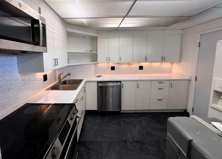 6301 N Falls Cir Dr 313, Lauderhill, Florida 33319, Lauderhill, Florida 33319, 2 Bedrooms Bedrooms, ,2 BathroomsBathrooms,Residential Lease,For Rent,6301 N Falls Cir Dr 313, Lauderhill, Florida 33319,A11990707