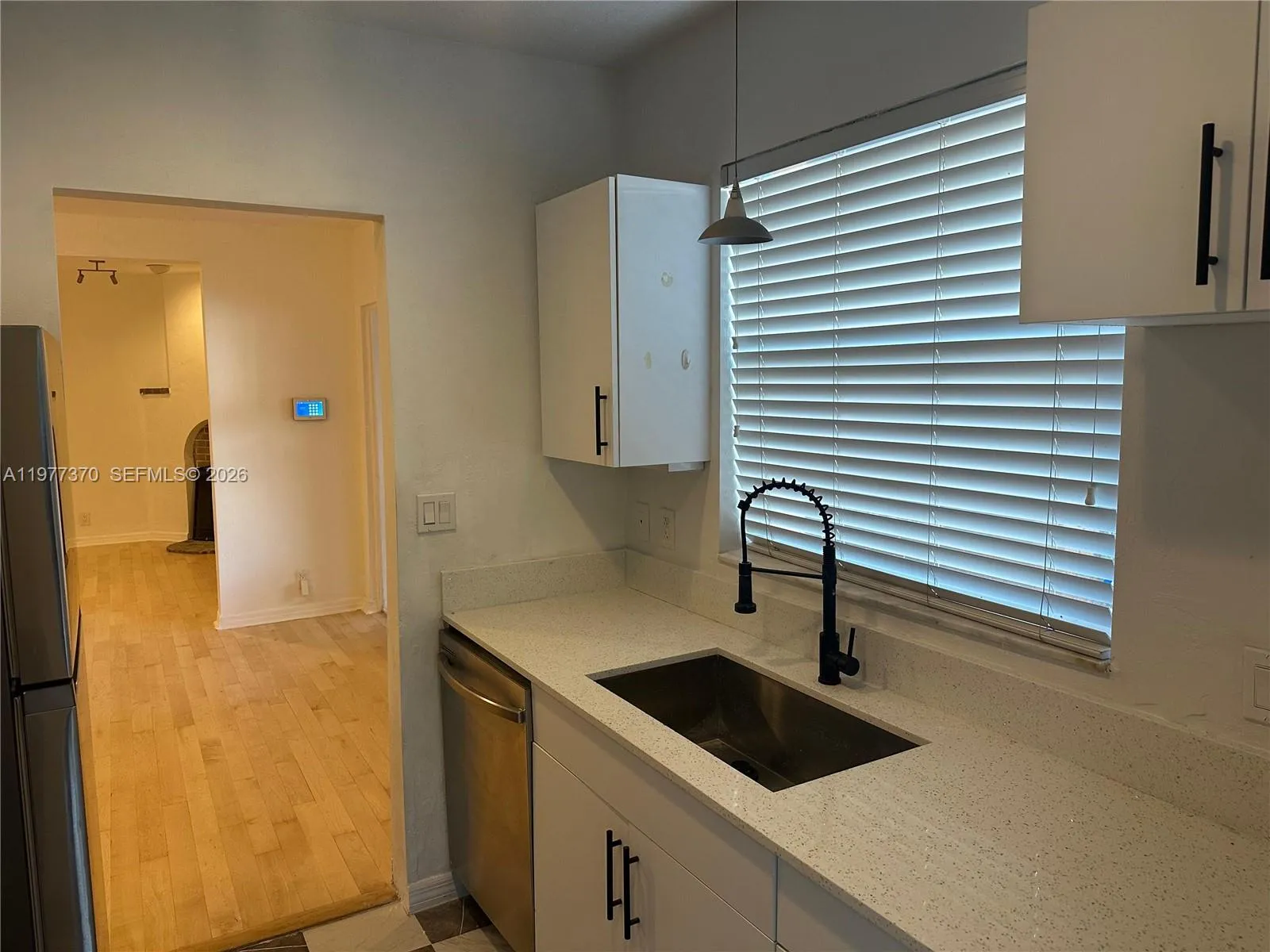 725 Navarre Ave 725, Coral Gables, Florida 33134, Coral Gables, Florida 33134, 2 Bedrooms Bedrooms, ,2 BathroomsBathrooms,Residential Lease,For Rent,725 Navarre Ave 725, Coral Gables, Florida 33134,A11977370