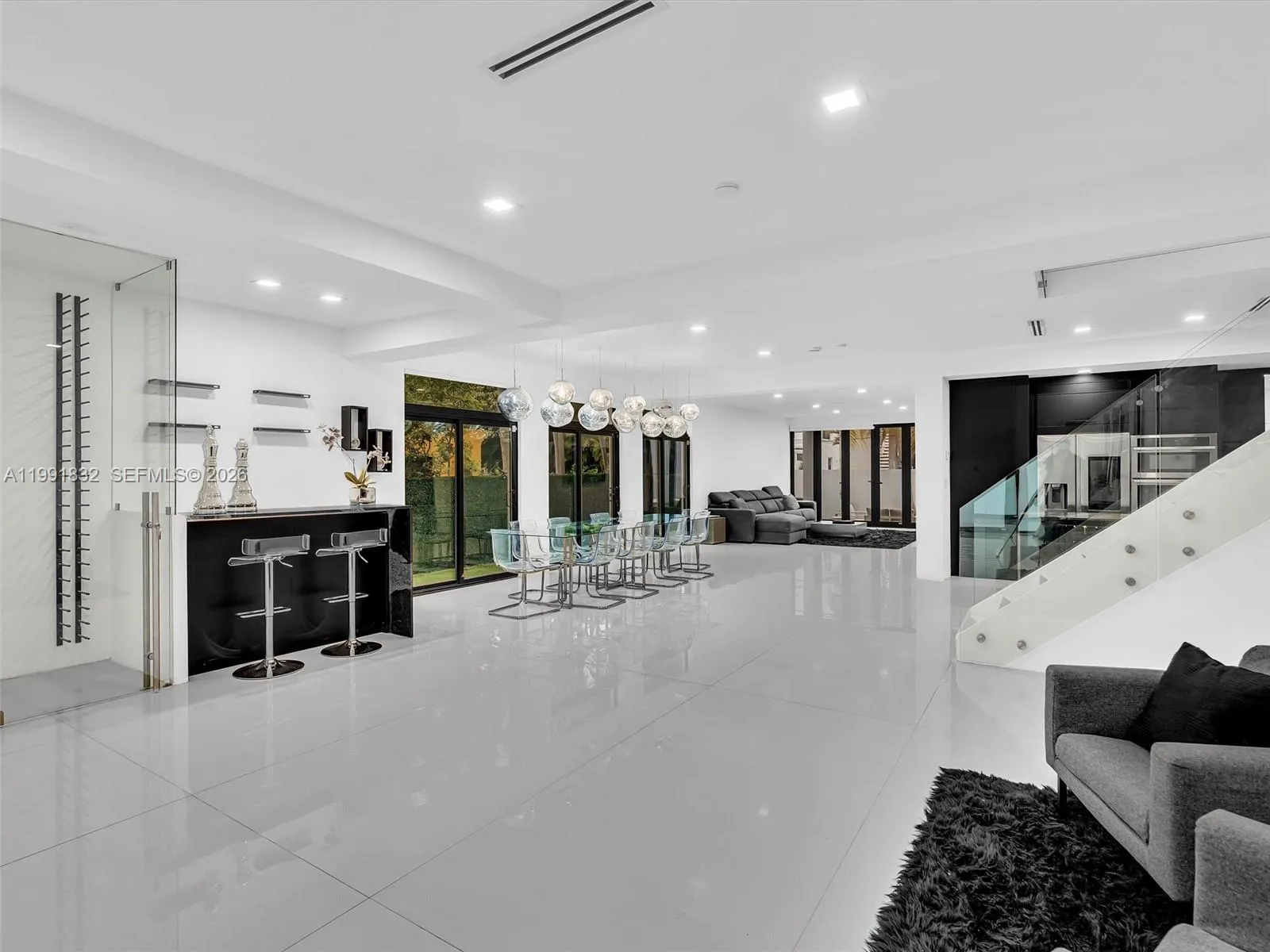 3010 Alton Rd, Miami Beach, Florida 33140, Miami Beach, Florida 33140, 7 Bedrooms Bedrooms, ,6 BathroomsBathrooms,Residential Lease,For Rent,3010 Alton Rd, Miami Beach, Florida 33140,A11991832