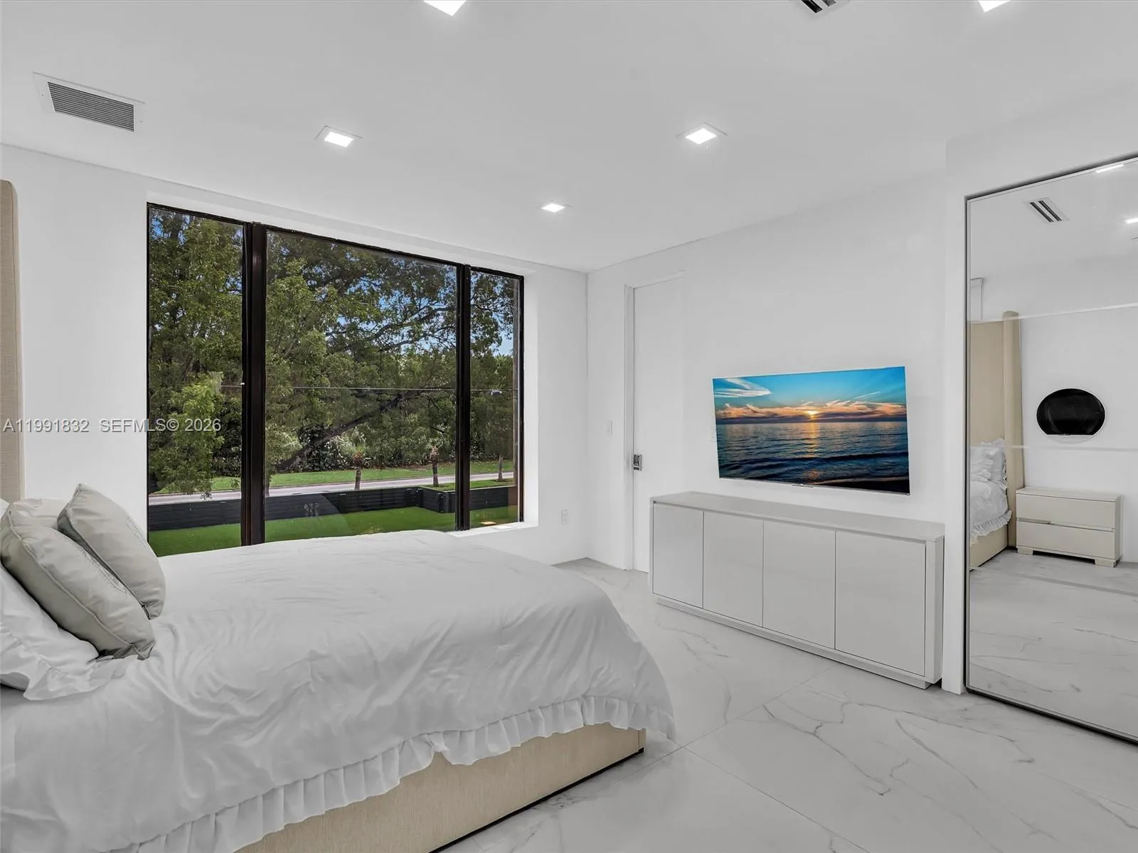 3010 Alton Rd, Miami Beach, Florida 33140, Miami Beach, Florida 33140, 7 Bedrooms Bedrooms, ,6 BathroomsBathrooms,Residential Lease,For Rent,3010 Alton Rd, Miami Beach, Florida 33140,A11991832