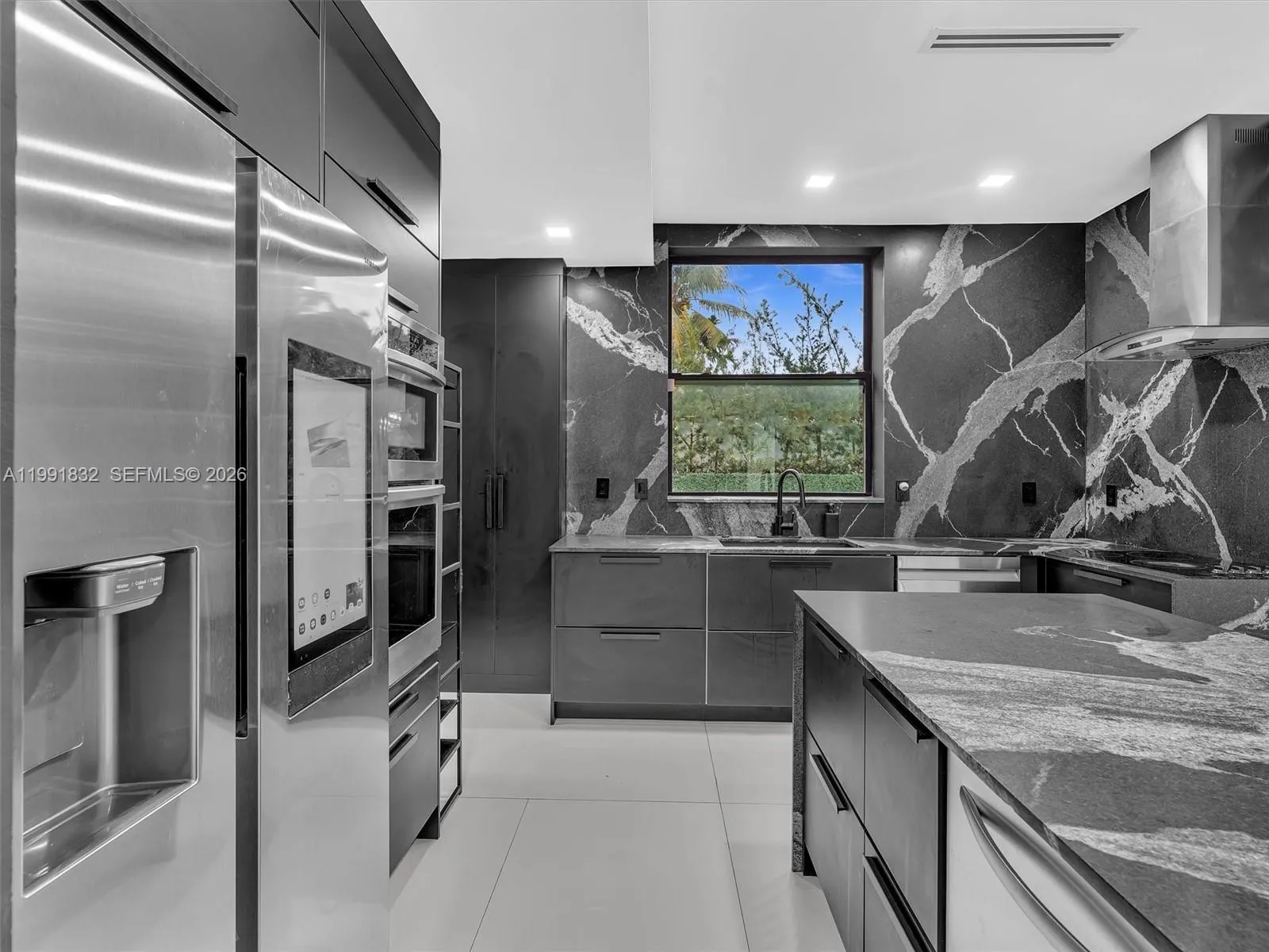 3010 Alton Rd, Miami Beach, Florida 33140, Miami Beach, Florida 33140, 7 Bedrooms Bedrooms, ,6 BathroomsBathrooms,Residential Lease,For Rent,3010 Alton Rd, Miami Beach, Florida 33140,A11991832