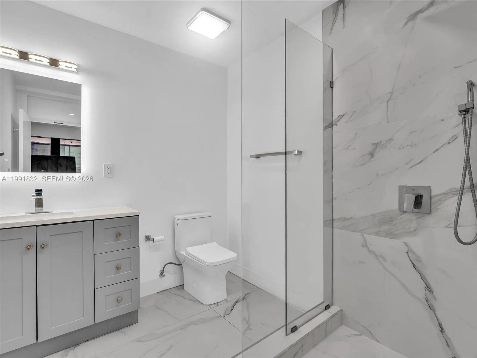 3010 Alton Rd, Miami Beach, Florida 33140, Miami Beach, Florida 33140, 7 Bedrooms Bedrooms, ,6 BathroomsBathrooms,Residential Lease,For Rent,3010 Alton Rd, Miami Beach, Florida 33140,A11991832