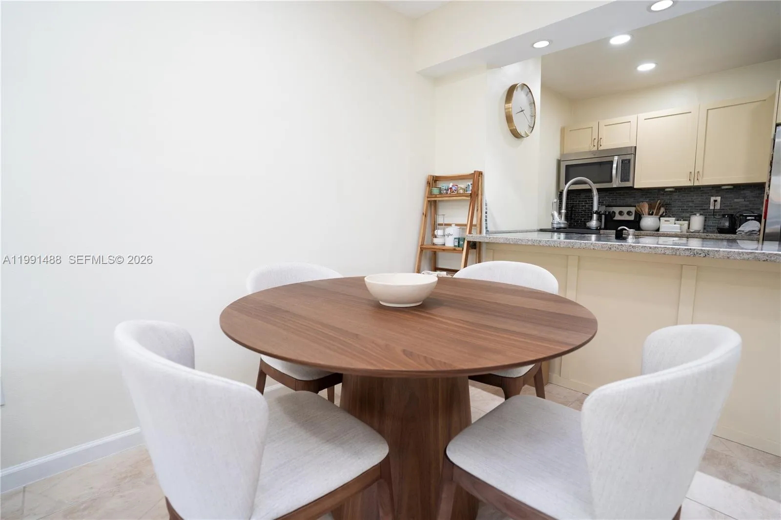 7483 Sw 82nd St A308, Miami, Florida 33143, Miami, Florida 33143, 1 Bedroom Bedrooms, ,1 BathroomBathrooms,Residential,For Sale,7483 Sw 82nd St A308, Miami, Florida 33143,A11991488