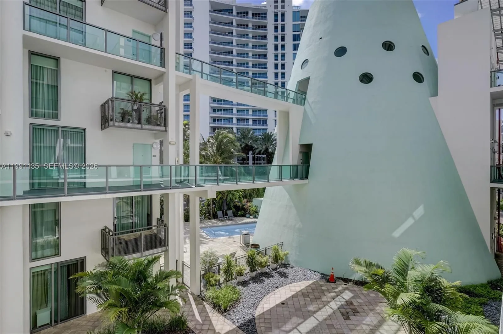 6000 Collins Ave 523, Miami Beach, Florida 33140, Miami Beach, Florida 33140, 3 Bedrooms Bedrooms, ,3 BathroomsBathrooms,Residential Lease,For Rent,6000 Collins Ave 523, Miami Beach, Florida 33140,A11991135