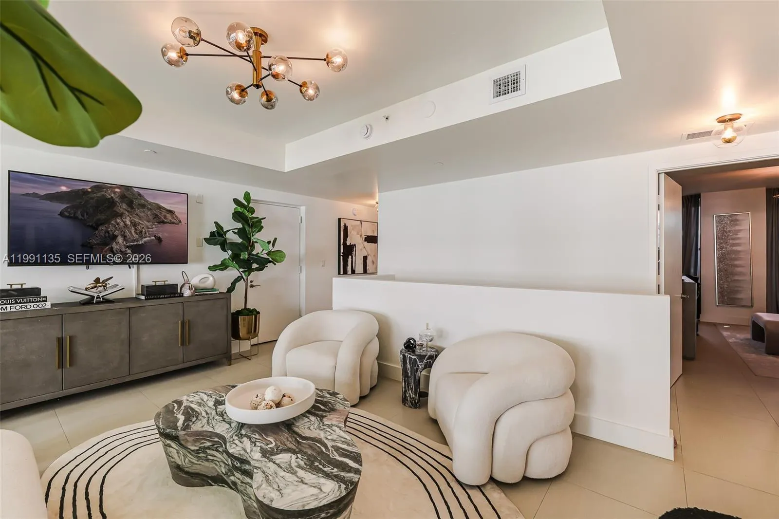 6000 Collins Ave 523, Miami Beach, Florida 33140, Miami Beach, Florida 33140, 3 Bedrooms Bedrooms, ,3 BathroomsBathrooms,Residential Lease,For Rent,6000 Collins Ave 523, Miami Beach, Florida 33140,A11991135