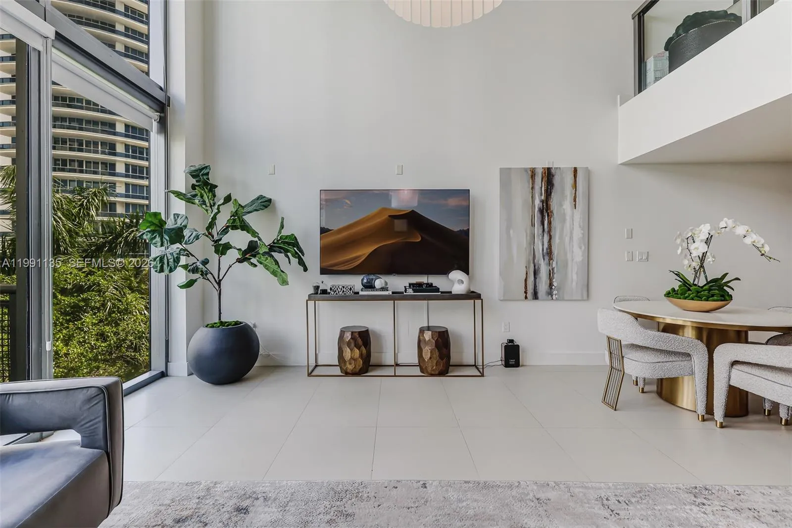 6000 Collins Ave 523, Miami Beach, Florida 33140, Miami Beach, Florida 33140, 3 Bedrooms Bedrooms, ,3 BathroomsBathrooms,Residential Lease,For Rent,6000 Collins Ave 523, Miami Beach, Florida 33140,A11991135