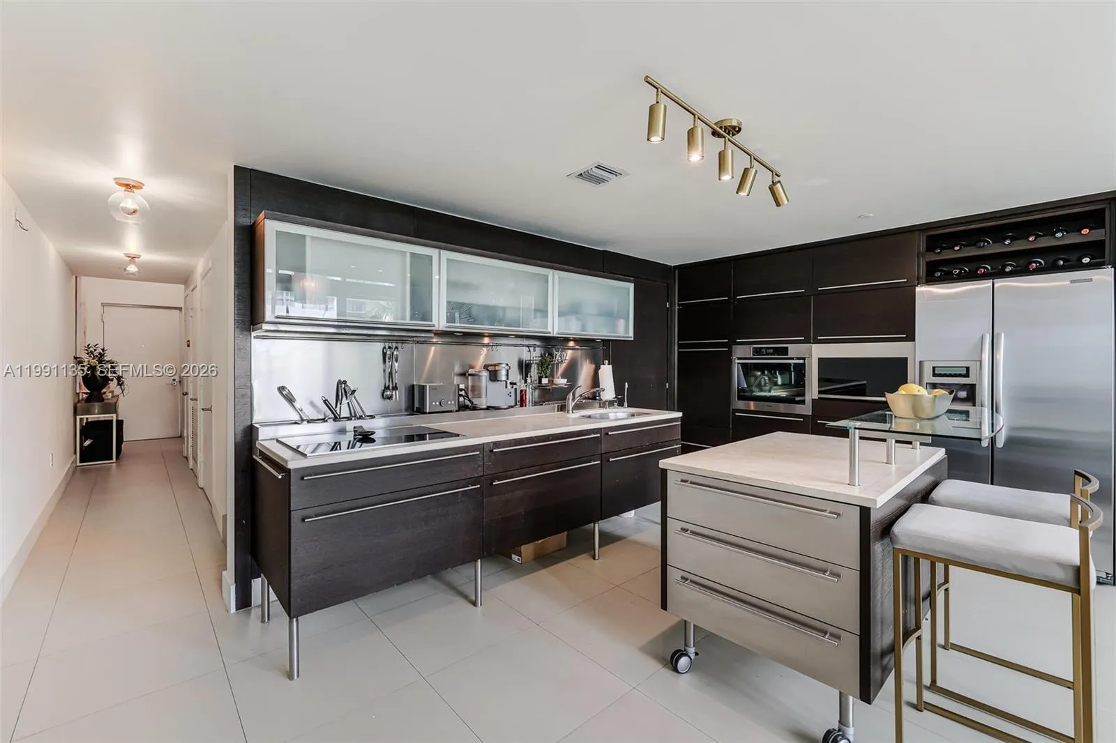 6000 Collins Ave 523, Miami Beach, Florida 33140, Miami Beach, Florida 33140, 3 Bedrooms Bedrooms, ,3 BathroomsBathrooms,Residential Lease,For Rent,6000 Collins Ave 523, Miami Beach, Florida 33140,A11991135