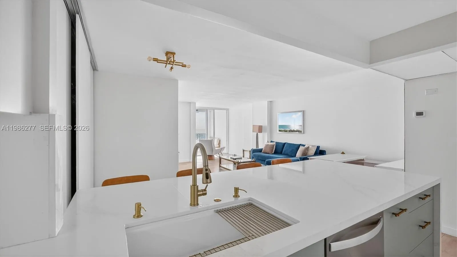 6450 Collins Ave 903, Miami Beach, Florida 33141, Miami Beach, Florida 33141, 1 Bedroom Bedrooms, ,1 BathroomBathrooms,Residential,For Sale,6450 Collins Ave 903, Miami Beach, Florida 33141,A11986277