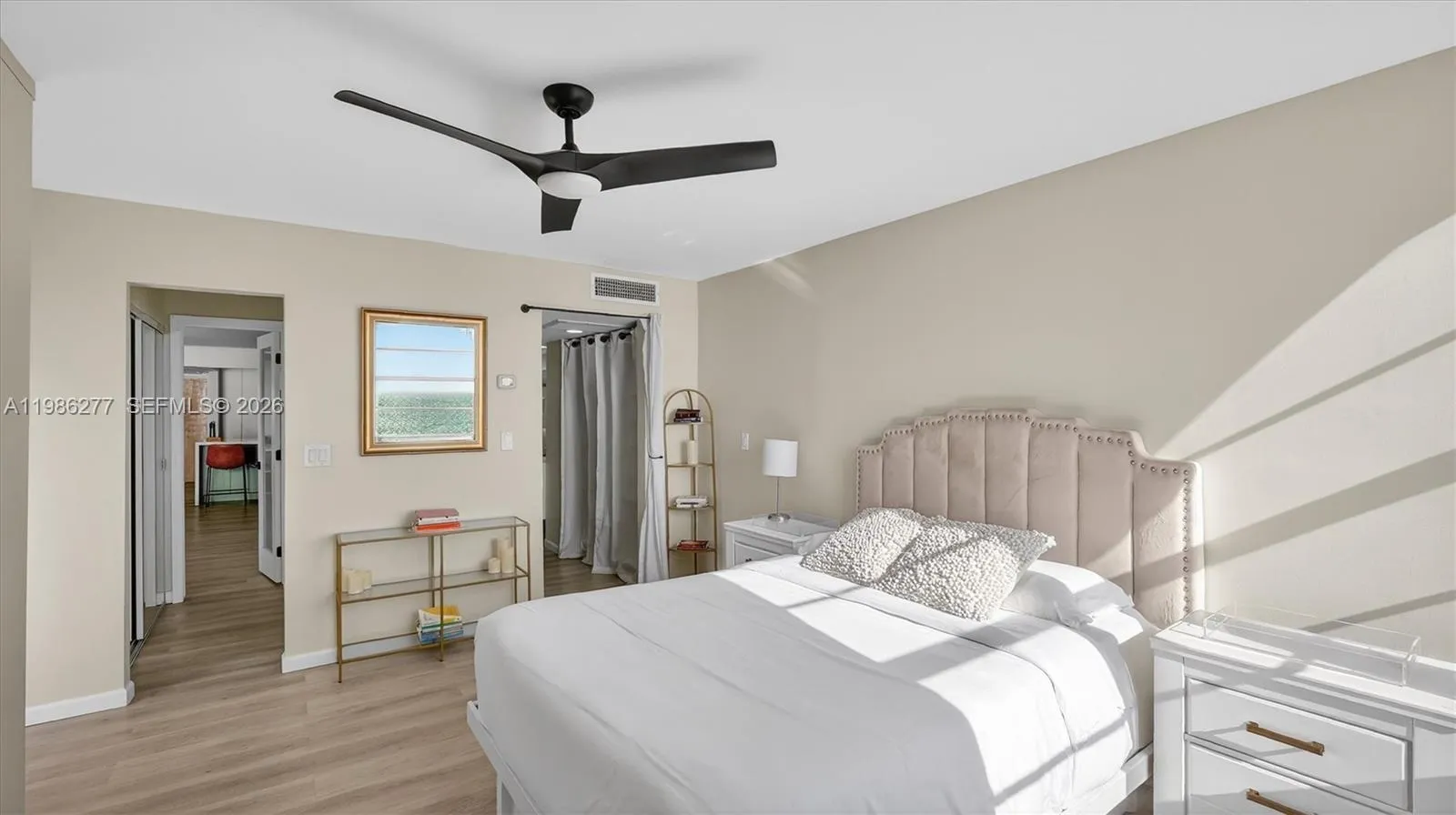 6450 Collins Ave 903, Miami Beach, Florida 33141, Miami Beach, Florida 33141, 1 Bedroom Bedrooms, ,1 BathroomBathrooms,Residential,For Sale,6450 Collins Ave 903, Miami Beach, Florida 33141,A11986277
