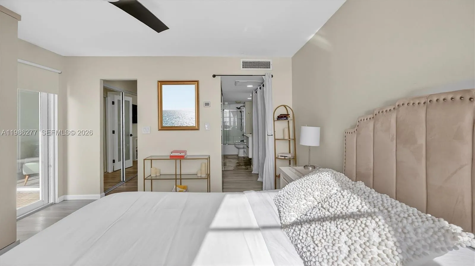 6450 Collins Ave 903, Miami Beach, Florida 33141, Miami Beach, Florida 33141, 1 Bedroom Bedrooms, ,1 BathroomBathrooms,Residential,For Sale,6450 Collins Ave 903, Miami Beach, Florida 33141,A11986277