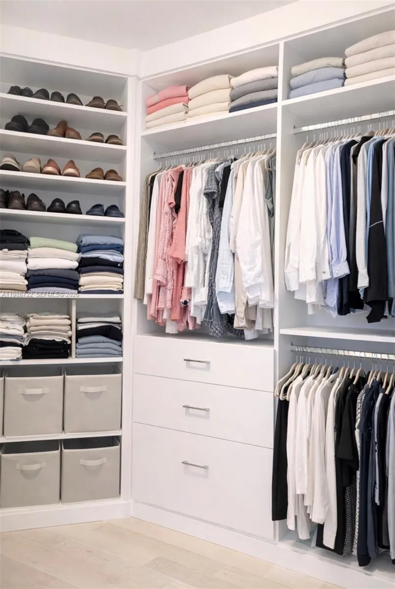 2020 N Bayshore Dr 805, Miami, Florida 33137, Miami, Florida 33137, 2 Bedrooms Bedrooms, ,2 BathroomsBathrooms,Residential Lease,For Rent,2020 N Bayshore Dr 805, Miami, Florida 33137,A11988722