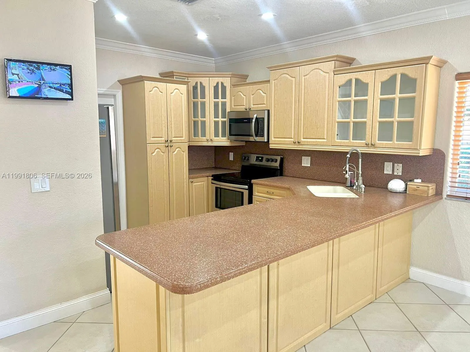 8899 Nw 176th Ln, Hialeah, Florida 33018, Hialeah, Florida 33018, 3 Bedrooms Bedrooms, ,2 BathroomsBathrooms,Residential Lease,For Rent,8899 Nw 176th Ln, Hialeah, Florida 33018,A11991806