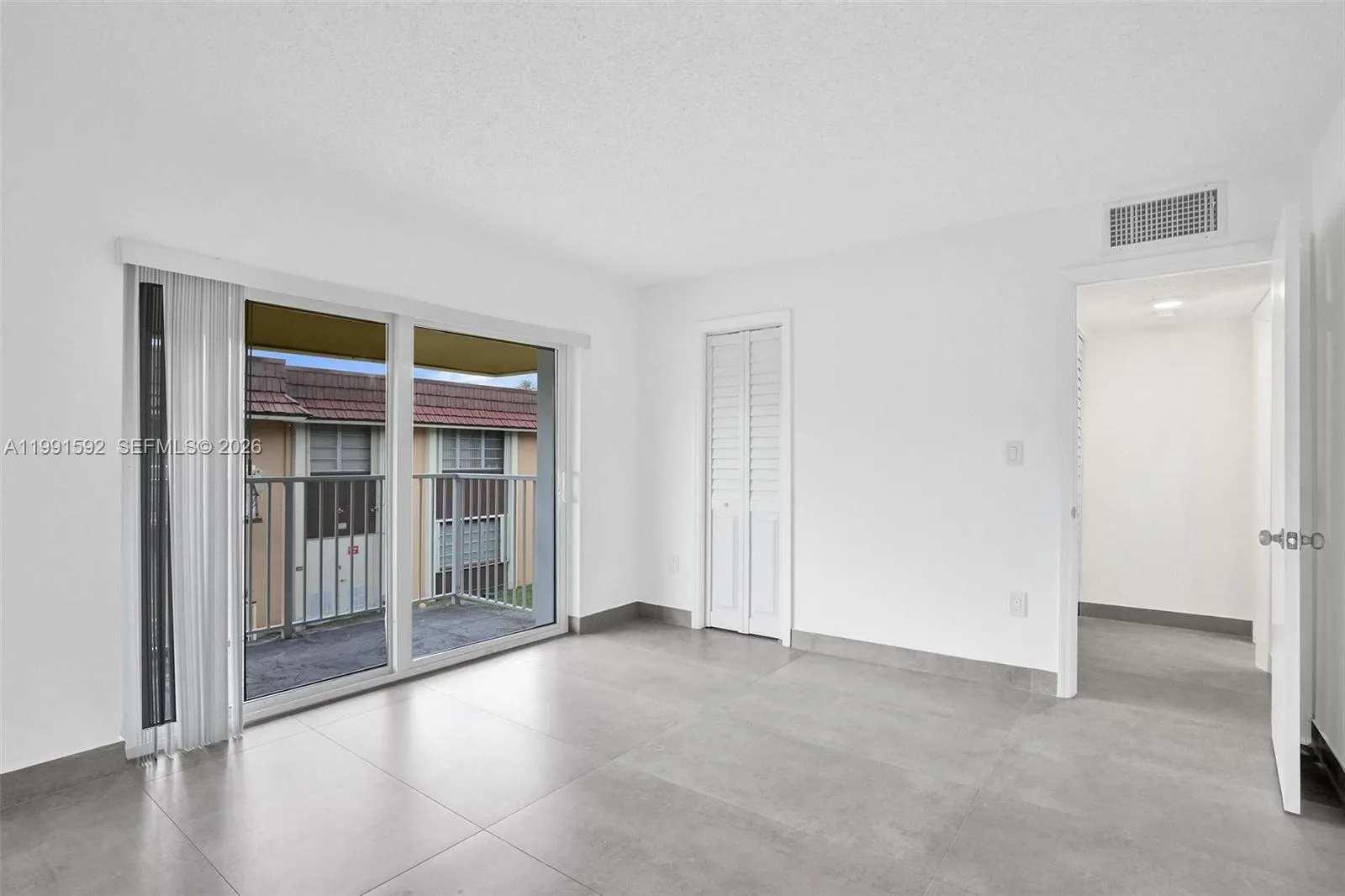 5325 Sw 77th Ct 205f, Miami, Florida 33155, Miami, Florida 33155, 1 Bedroom Bedrooms, ,1 BathroomBathrooms,Residential Lease,For Rent,5325 Sw 77th Ct 205f, Miami, Florida 33155,A11991592