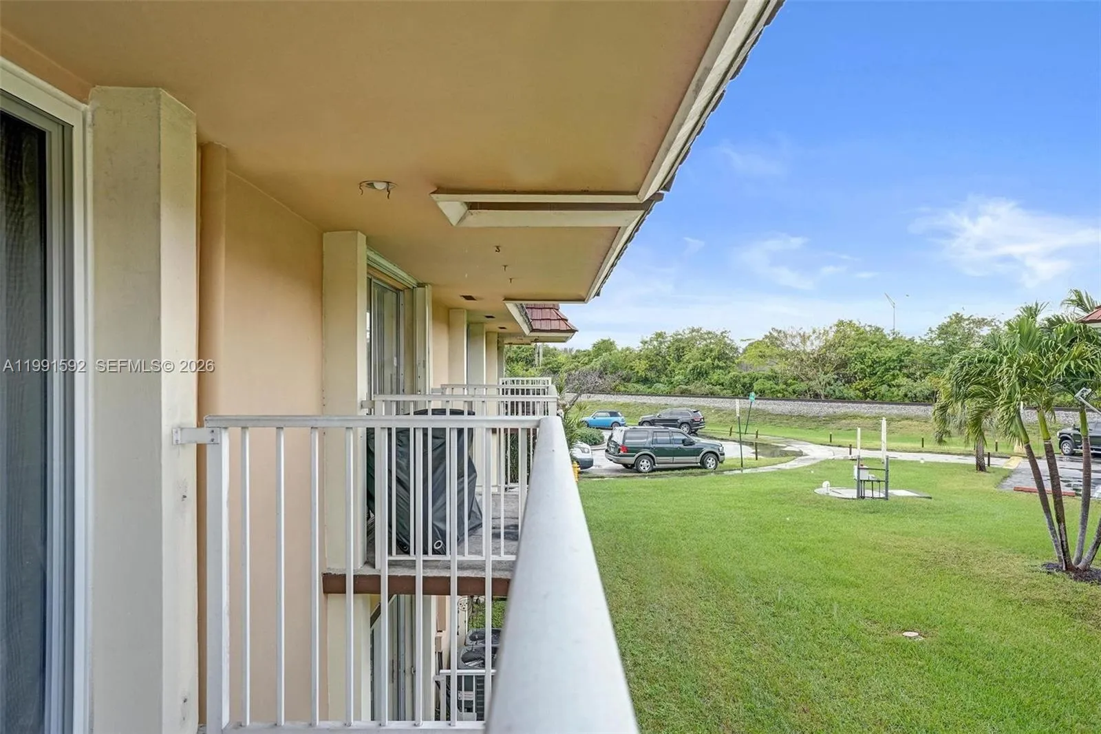 5325 Sw 77th Ct 205f, Miami, Florida 33155, Miami, Florida 33155, 1 Bedroom Bedrooms, ,1 BathroomBathrooms,Residential Lease,For Rent,5325 Sw 77th Ct 205f, Miami, Florida 33155,A11991592