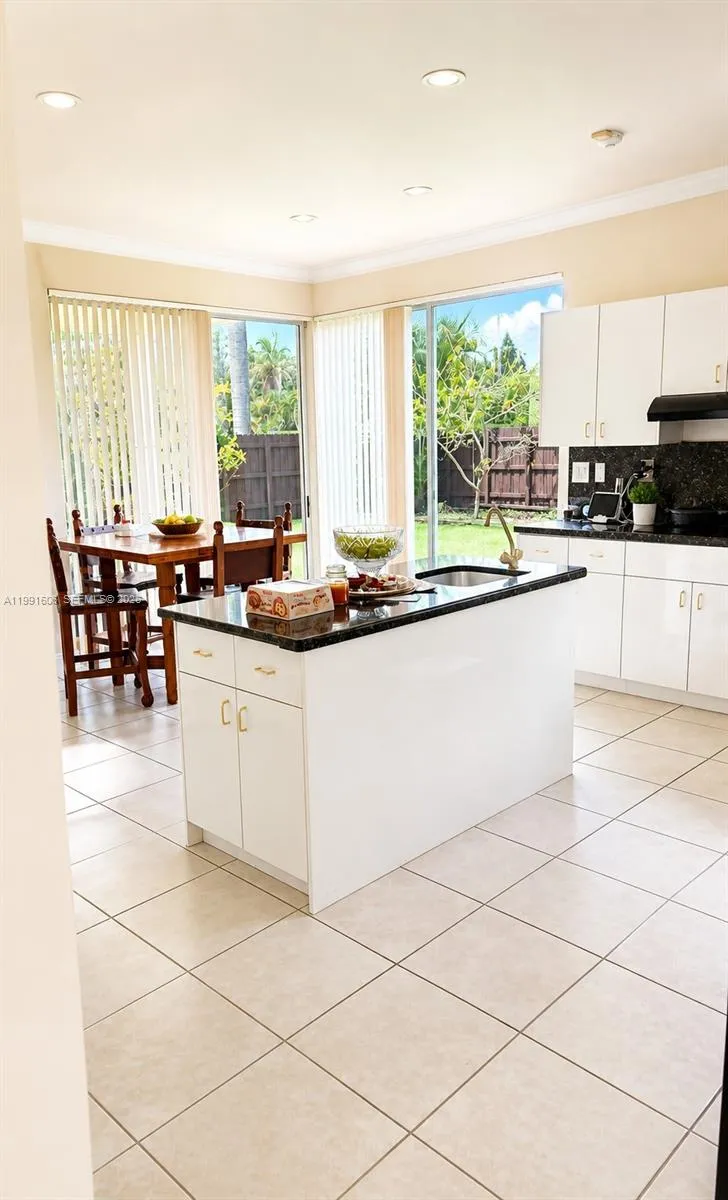 15615 Sw 42nd Ter, Miami, Florida 33185, Miami, Florida 33185, 5 Bedrooms Bedrooms, ,6 BathroomsBathrooms,Residential,For Sale,15615 Sw 42nd Ter, Miami, Florida 33185,A11991606