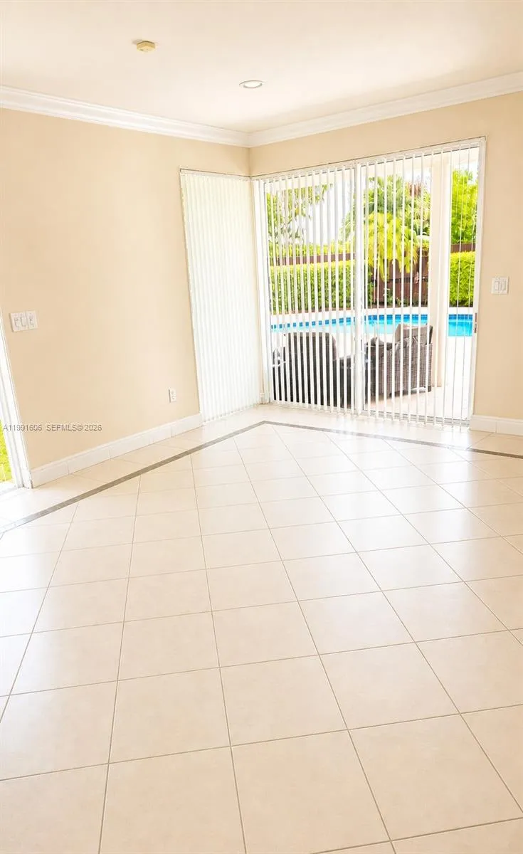 15615 Sw 42nd Ter, Miami, Florida 33185, Miami, Florida 33185, 5 Bedrooms Bedrooms, ,6 BathroomsBathrooms,Residential,For Sale,15615 Sw 42nd Ter, Miami, Florida 33185,A11991606