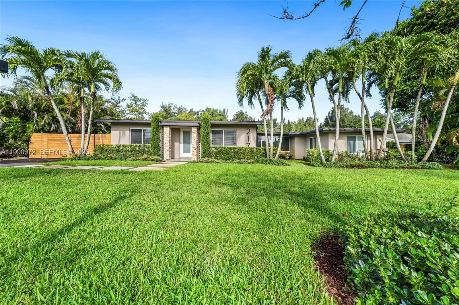 217 E Acre Dr ., Plantation, Florida 33317, Plantation, Florida 33317, 3 Bedrooms Bedrooms, ,2 BathroomsBathrooms,Residential Lease,For Rent,217 E Acre Dr ., Plantation, Florida 33317,A11990972